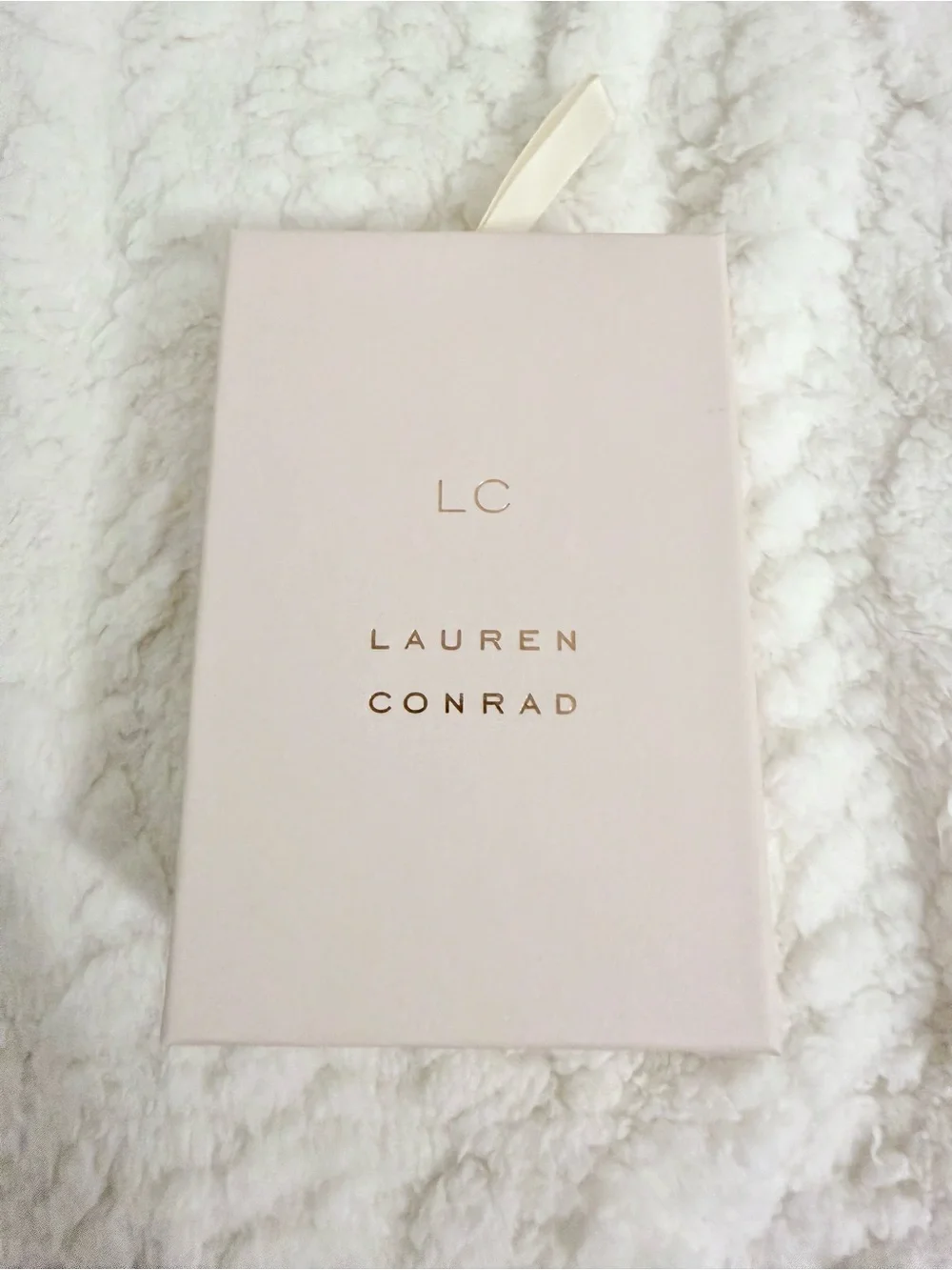 New! LC Lauren Conrad Gold-tone Bee Pendant Necklace and Earrings Set